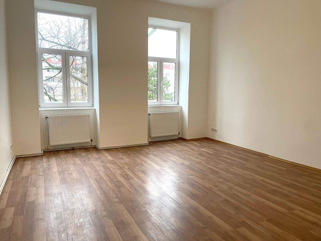 Apartamento de 2 habitaciónes en Vienna, Austria No. 242579