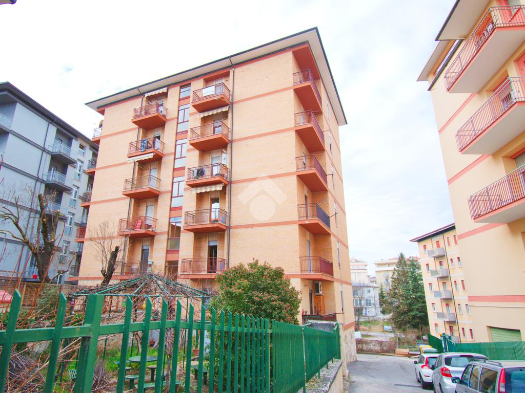 3 bedrooms Apartment in L'Aquila, Italy No. 30551