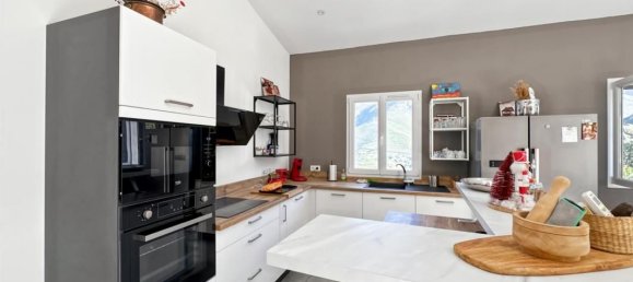 3 Schlafzimmer Stadthaus in Occhiatana, France, Nr. 211466 2