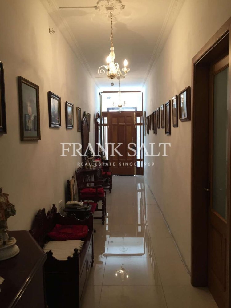 Мезонет с 2 спальнями в Сан-Пауль-иль-Бахар, Мальта № 2382