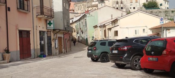 6-Zimmer Haus in Scapoli, Italy, Nr. 155770 3