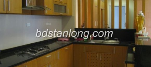 4 bedrooms Apartment in Tay Ho, Vietnam No. 7049 10