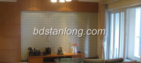 4 bedrooms Apartment in Tay Ho, Vietnam No. 7049 2