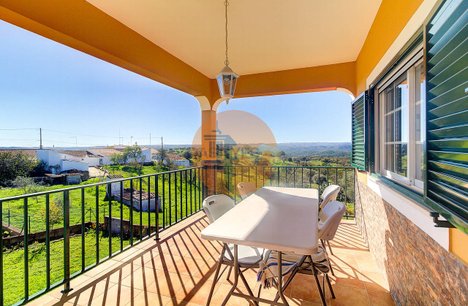 Casa T3 em Martim Longo, Portugal N.º 151338