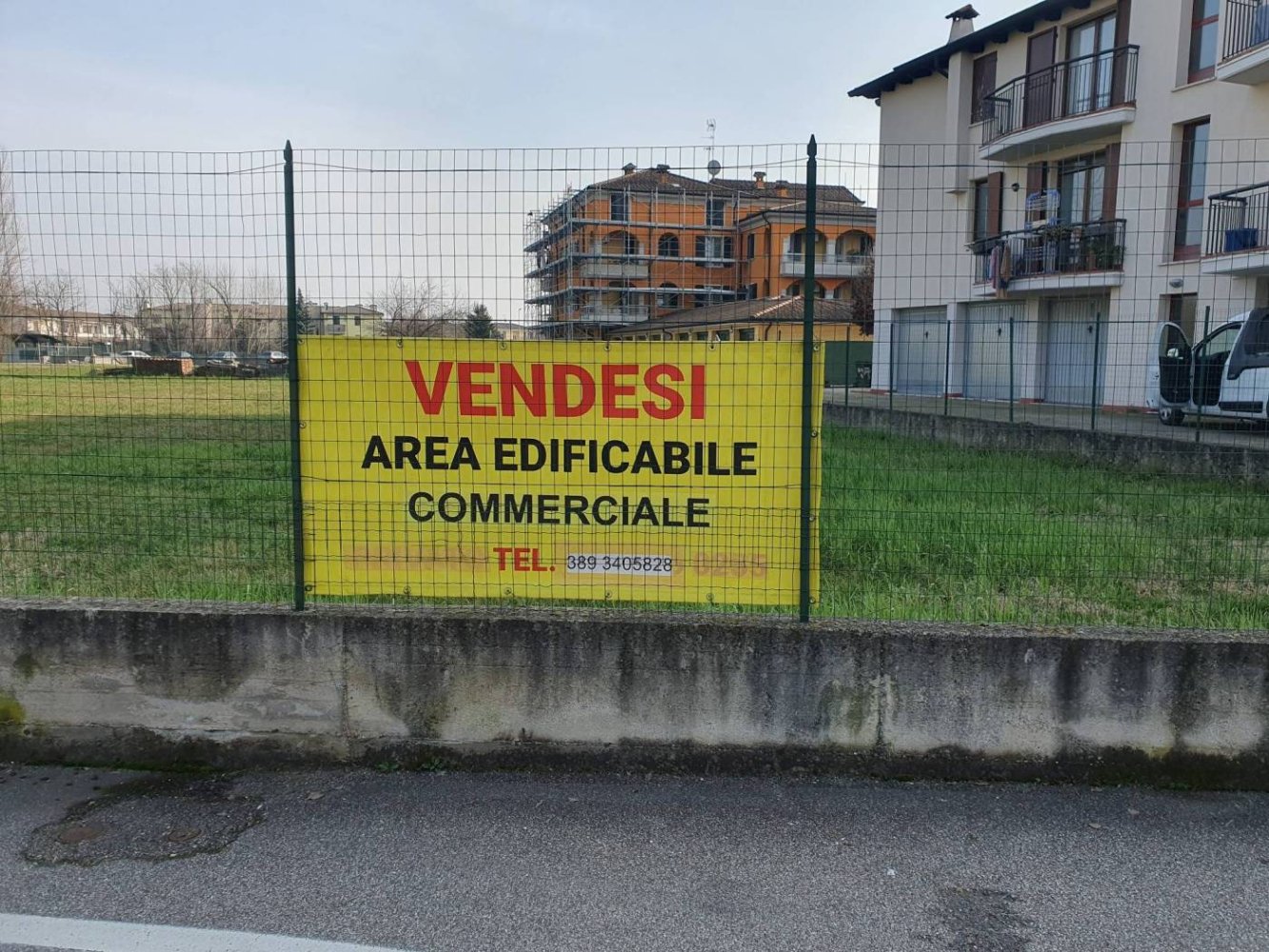 Terrain à Mantua, Italy 2000m² No. 246052