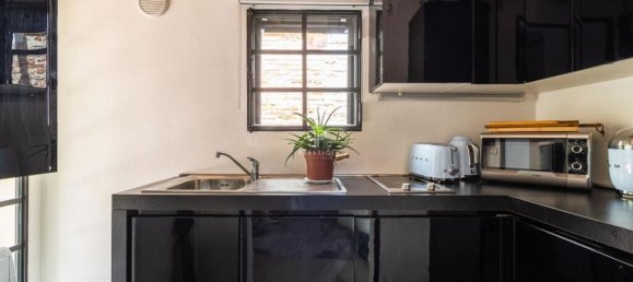 1 bedroom Apartment in Venice, Italy No. 137691 12