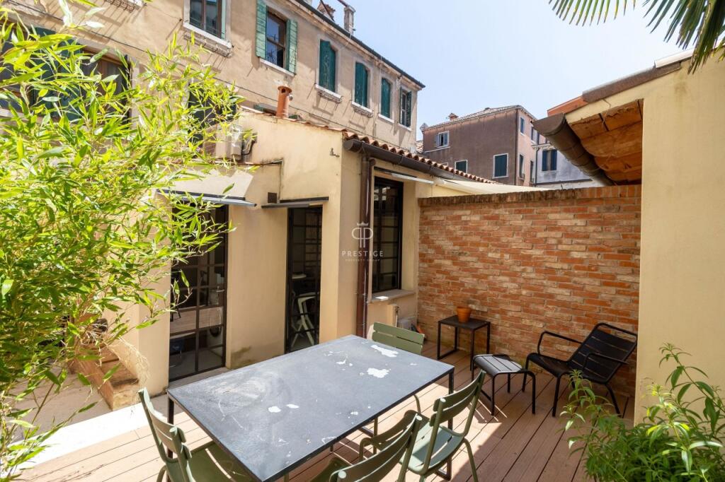 1 bedroom Apartment in Venice, Italy No. 137691