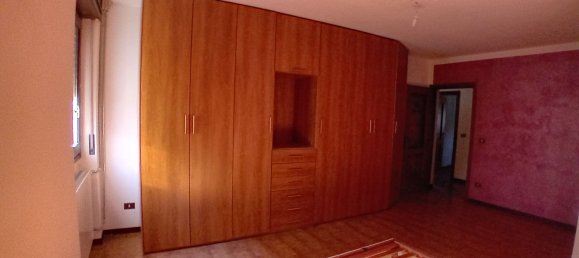 8 rooms House in Talamona, Italy No. 90366 5