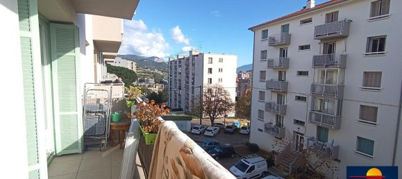 Apartamento de 2 dormitorios en Ajaccio, France No. 53209 8