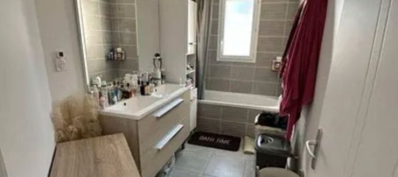 Дом с 4 спальнями в Жуэ-ле-Тур, Франция № 277635 4