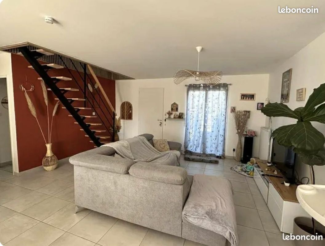 Дом с 4 спальнями в Жуэ-ле-Тур, Франция № 277635