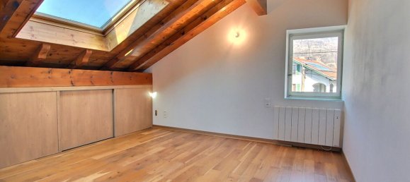 5 bedrooms House in Cluses, France No. 208300 14