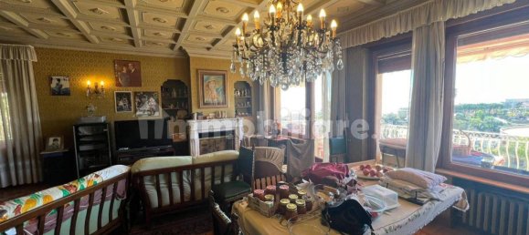 4 bedrooms Villa in Sanremo, Italy No. 159629 8