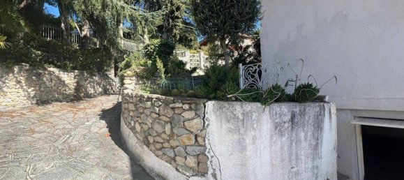 4 bedrooms Villa in Sanremo, Italy No. 159629 10