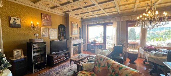 4 bedrooms Villa in Sanremo, Italy No. 159629 5