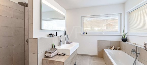 Бунгало с 3 спальнями в Лихтенфельс, Германия № 139047 23