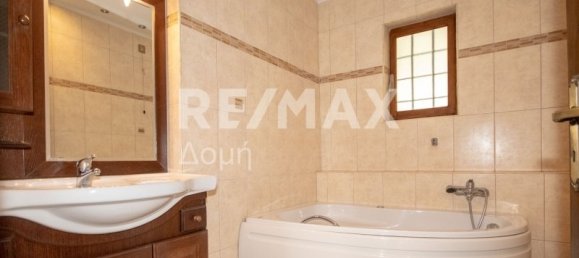 Недвижимость с 4 спальнями в Магнисия, Греция № 755 21