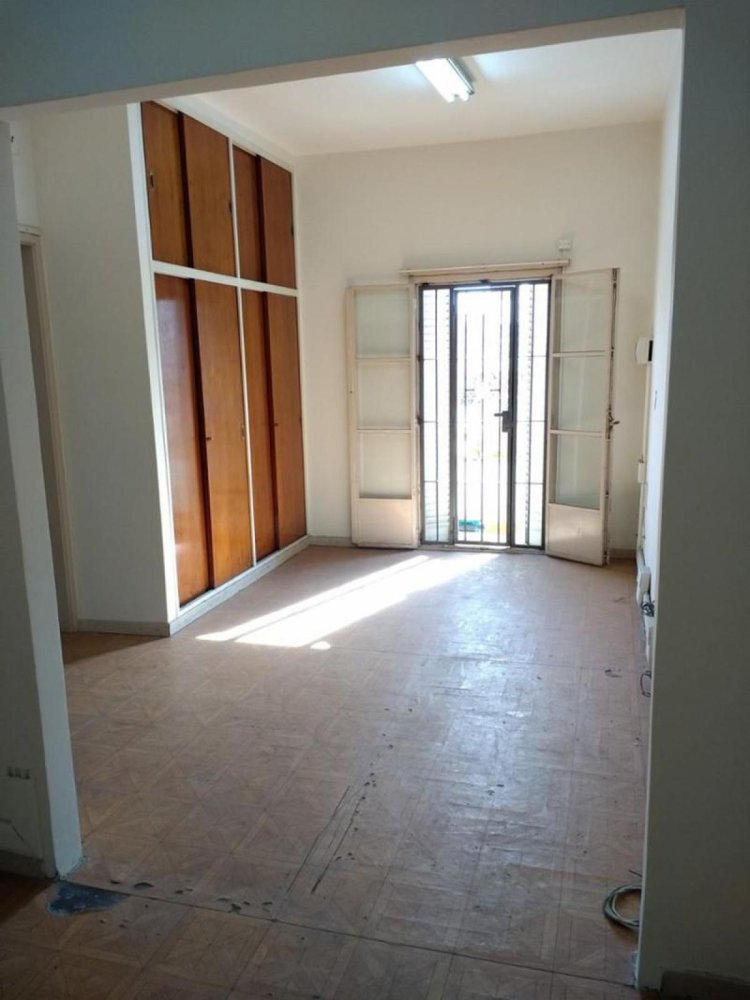 2 Schlafzimmer Büro in General San Martin, Argentina, Nr. 28513