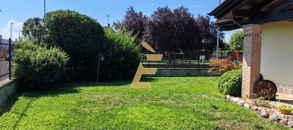 3 rooms Apartment in Cava Manara, Italy No. 259356 17