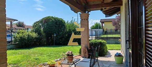 3 rooms Apartment in Cava Manara, Italy No. 259356 18