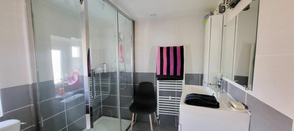 Дом с 4 спальнями в Сен-Дидье-сюр-Божё, Франция № 200215 8