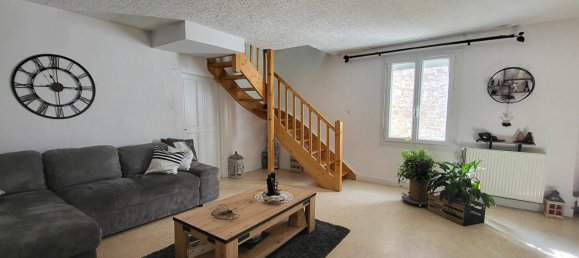 Дом с 4 спальнями в Сен-Дидье-сюр-Божё, Франция № 200215 3