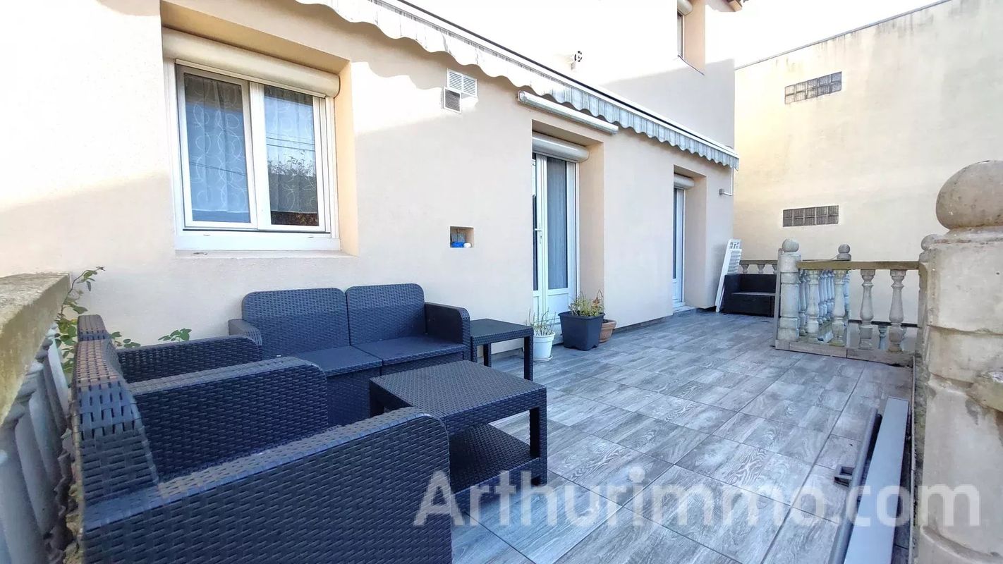 3 غرف نوم فيلا في Sevran, France رقم 188181