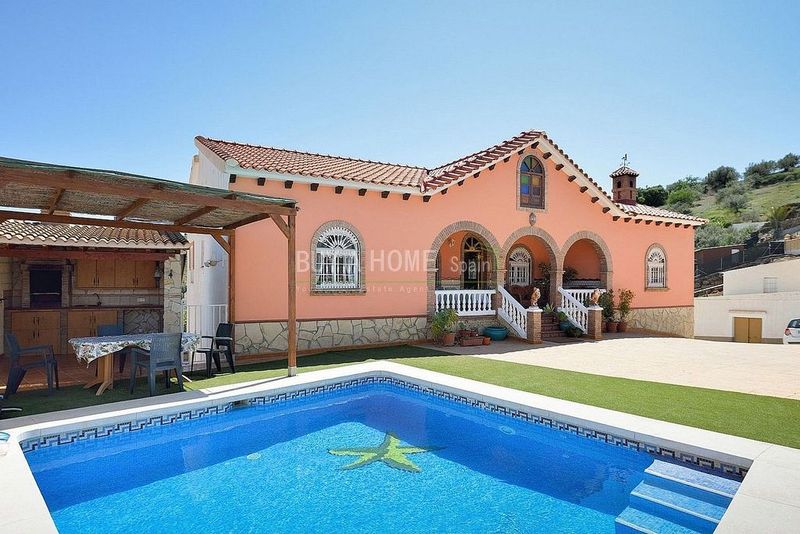 Villa de 6 dormitorios en Viñuela, Spain No. 225492