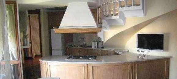 12-Zimmer Penthouse in Lentate sul Seveso, Italy, Nr. 277821 32