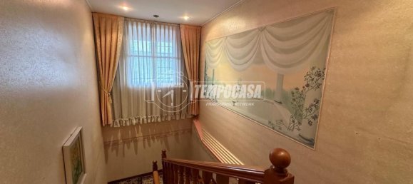 5 rooms Apartment in San Felice sul Panaro, Italy No. 9275 4