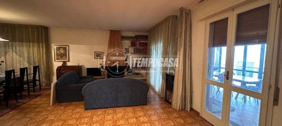 5 rooms Apartment in San Felice sul Panaro, Italy No. 9275 10