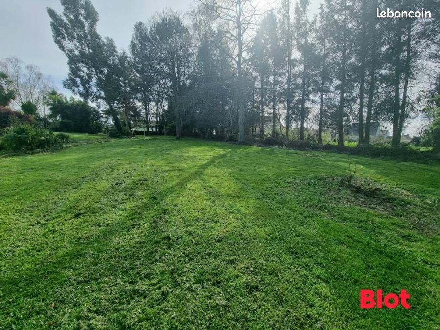 Terreno en Melesse, France 407 m² No. 363805