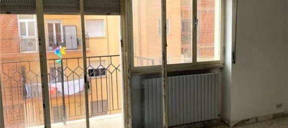 Квартира с 7 комнатами в Бриндизи, Италия № 103990 3