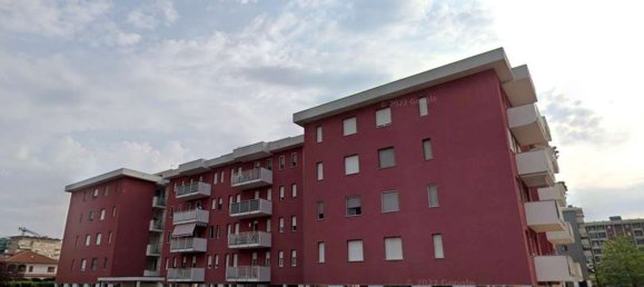 Квартира с 3 комнатами в Гарбаньяте Миланезе, Италия № 97618 3