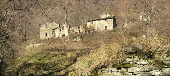 Studio in Lizzano in Belvedere, Italy No. 253941 2