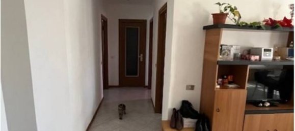 2 غرف نوم شقة في Sannazzaro de' Burgondi, Italy رقم 192373 7