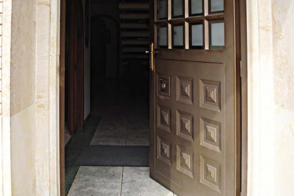 Casa de 5 dormitorios en Bogotá, Colombia No. 10141