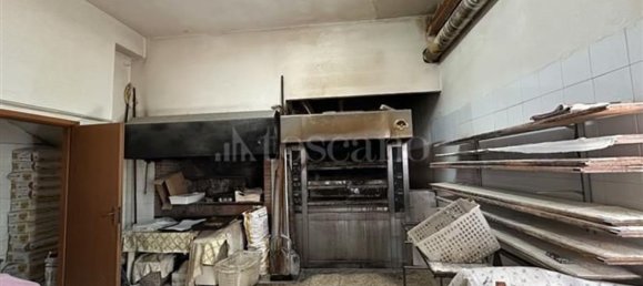 Gewerbliche Immobilie in San Gregorio di Catania, Italy 104m², Nr. 343049 8