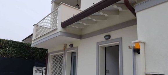 5 rooms Apartment in Forte dei Marmi, Italy No. 40673 31