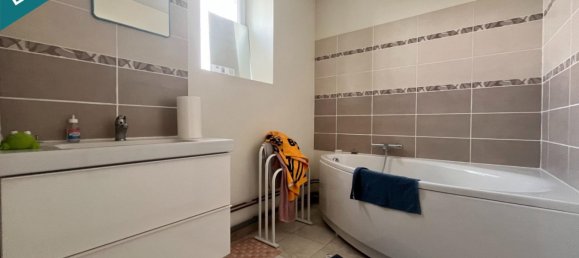 5 bedrooms House in Pithiviers, France No. 230600 5