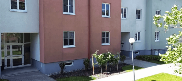 Apartamento de 2 dormitorios en Persenbeug-Gottsdorf, Austria No. 741 13