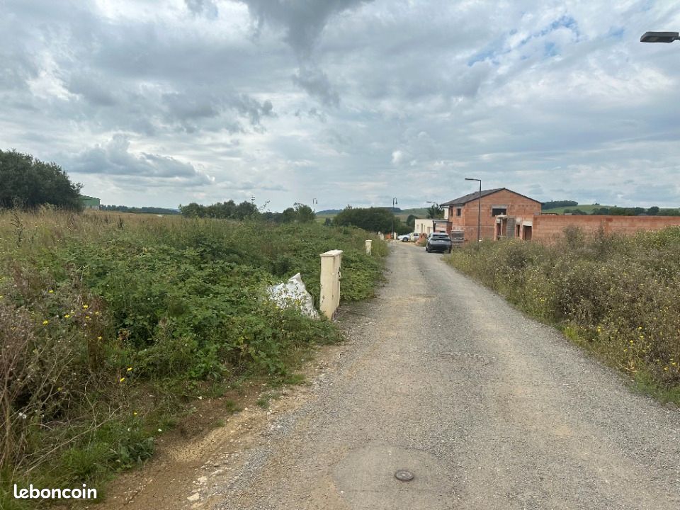 Земельный участок 500м² в Люттанж, Франция № 280476