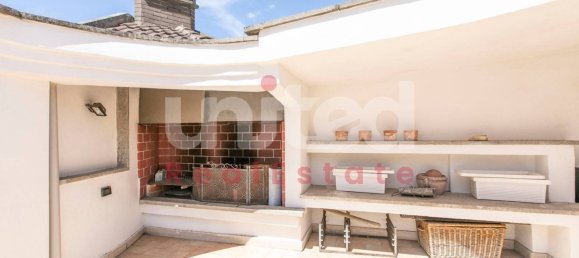 4 bedrooms Duplex in Rome, Italy No. 307771 10