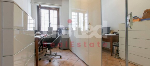 4 bedrooms Duplex in Rome, Italy No. 307771 14