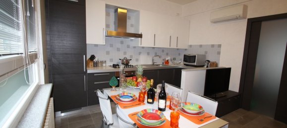 2-salle Appartement à Rapallo, Italy No. 184369 2