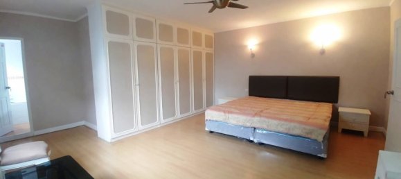 4 bedrooms Condo in Bangkok, Thailand No. 11266 6