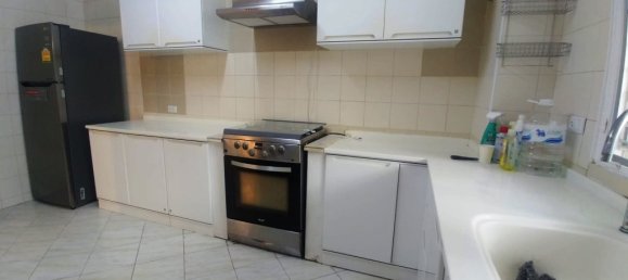 4 bedrooms Condo in Bangkok, Thailand No. 11266 11