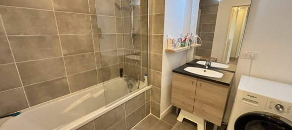 2 bedrooms Apartment in Vitre, France No. 195287 9