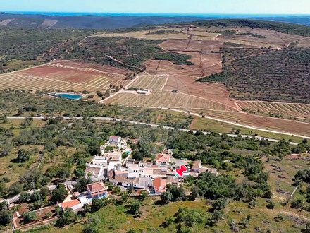 Casa T2 em Alte, Portugal N.º 36487