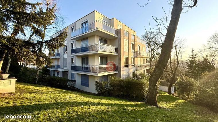 2 bedrooms Apartment in Le Raincy, France No. 354686